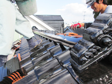 金沢市 西盛瓦商店 葺き替え 棟瓦　心をこめて