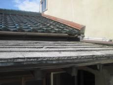 リフォーム　西盛瓦商店　カバー工法リフォーム　玄関庇