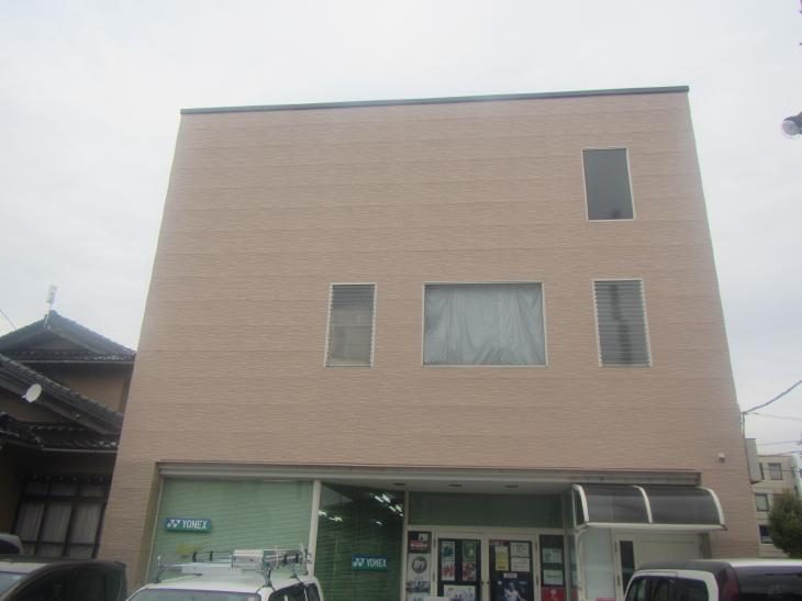   (有)ハセガワスポーツ様外壁修理・塗装工事