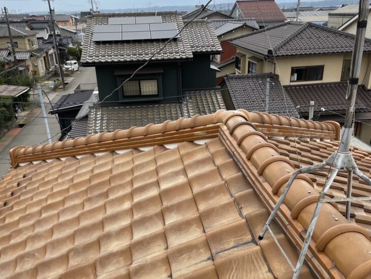   金沢市　O様屋根棟修理施工事例